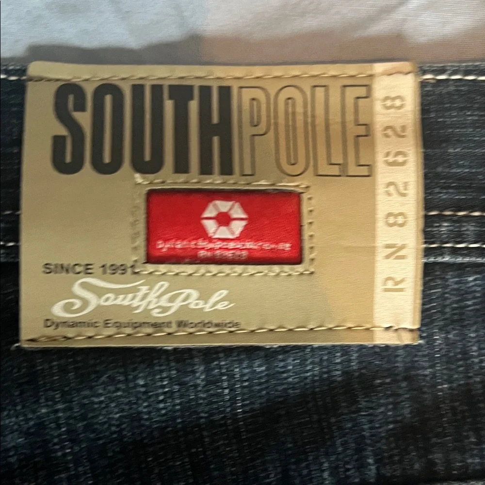 South Pole Men's Vintage Y2K Style Blue Wash Denim Shorts with White Hem - sz 32 - Picture 8 of 8